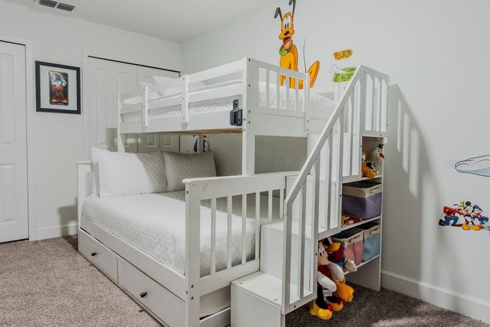 Image No.37-4 Bed Townhouse for sale