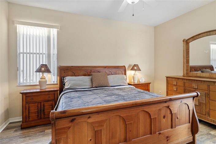 Image No.11-4 Bed Property for sale