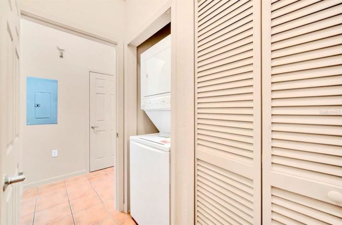 Image No.17-2 Bed Property for sale