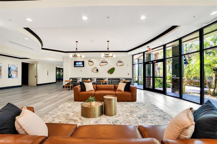 Image No.25-2 Bed Property for sale