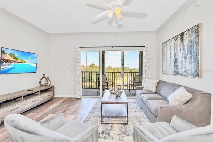 Image No.10-3 Bed Property for sale