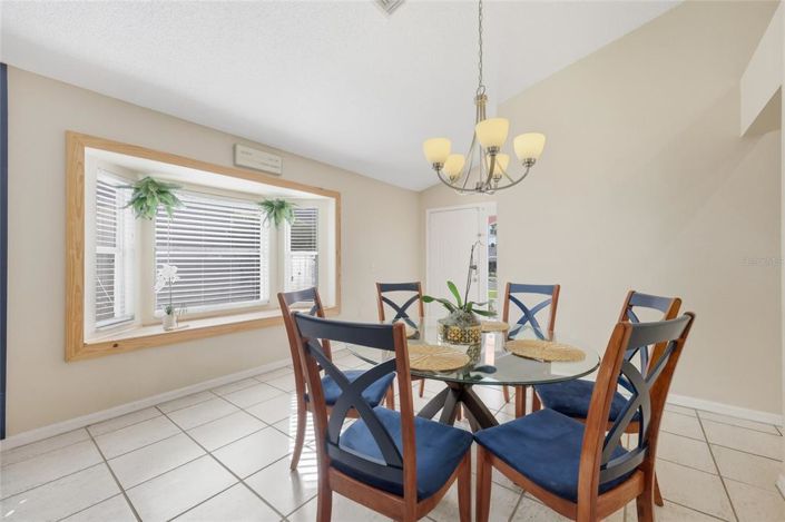 Image No.10-4 Bed Property for sale