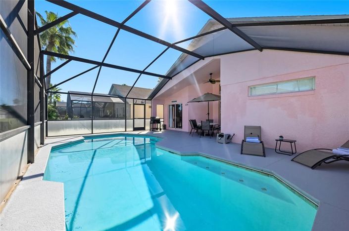 Image No.32-4 Bed Property for sale