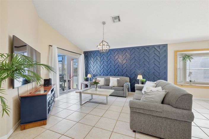 Image No.8-4 Bed Property for sale