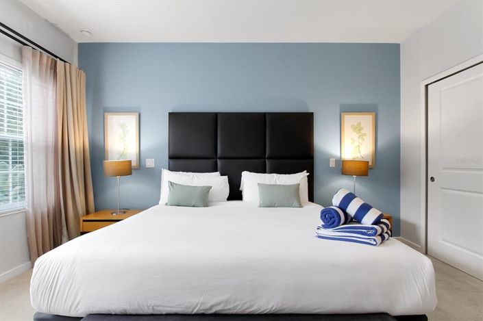 Image No.20-2 Bed Townhouse for sale