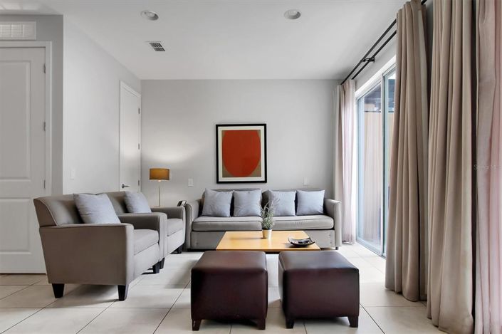 Image No.5-2 Bed Townhouse for sale