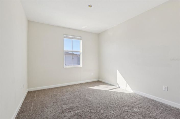 Image No.31-3 Bed Townhouse for sale