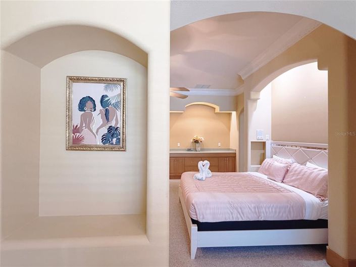 Image No.32-5 Bed Property for sale