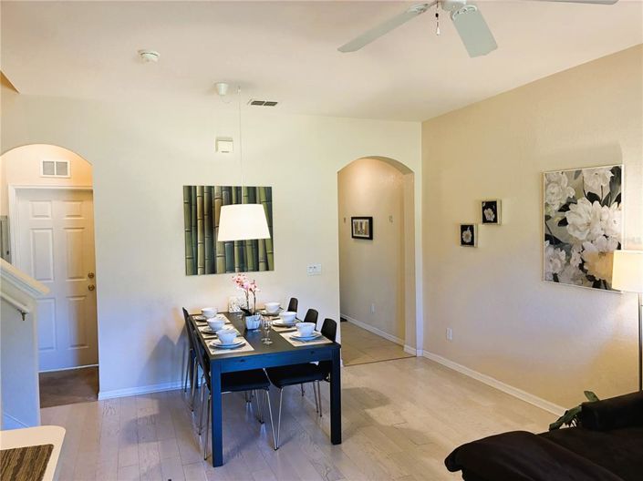 Image No.7-3 Bed Townhouse for sale