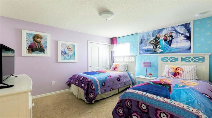 Image No.19-8 Bed Property for sale