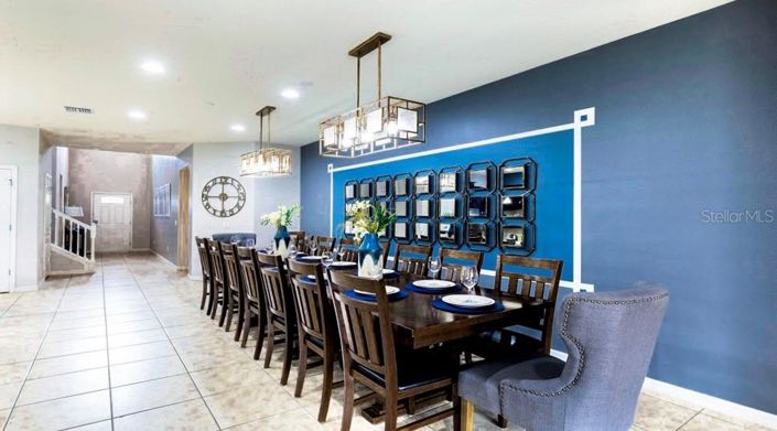 Image No.8-8 Bed Property for sale