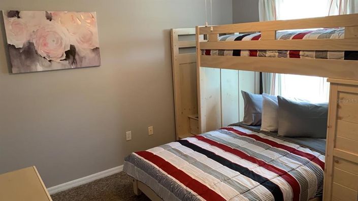 Image No.18-4 Bed Townhouse for sale