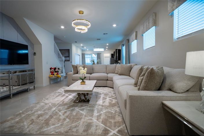 Image No.3-5 Bed Property for sale