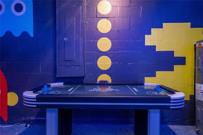 Image No.40-5 Bed Property for sale