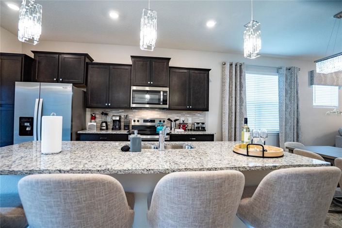 Image No.9-5 Bed Property for sale