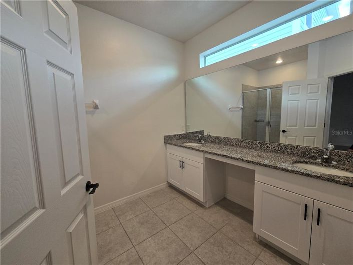 Image No.45-3 Bed Property for sale