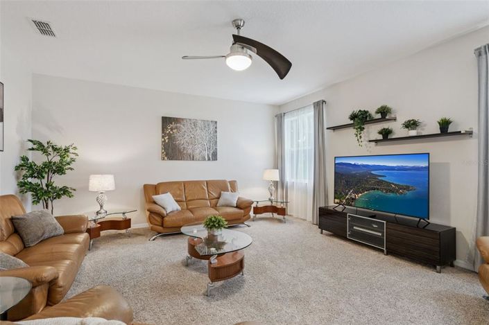 Image No.10-5 Bed Property for sale