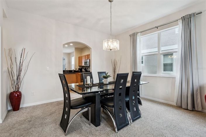 Image No.17-5 Bed Property for sale