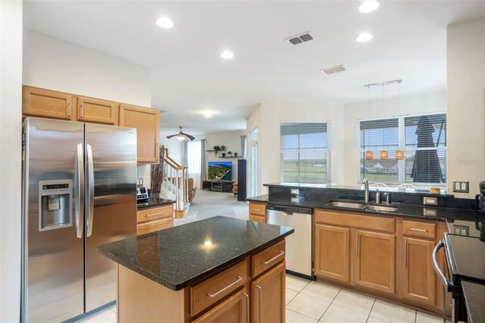 Image No.24-5 Bed Property for sale