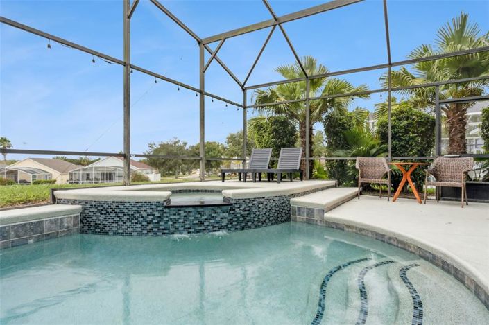 Image No.26-5 Bed Property for sale