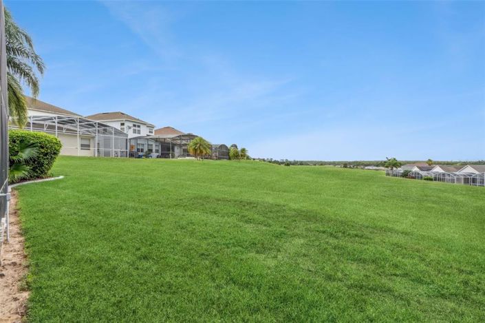 Image No.29-5 Bed Property for sale