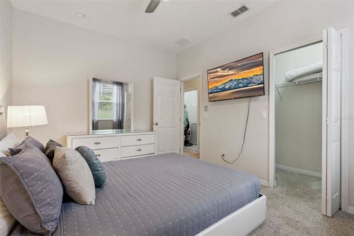 Image No.34-5 Bed Property for sale