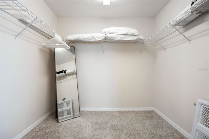 Image No.44-5 Bed Property for sale