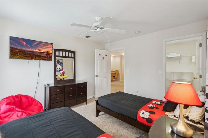 Image No.46-5 Bed Property for sale