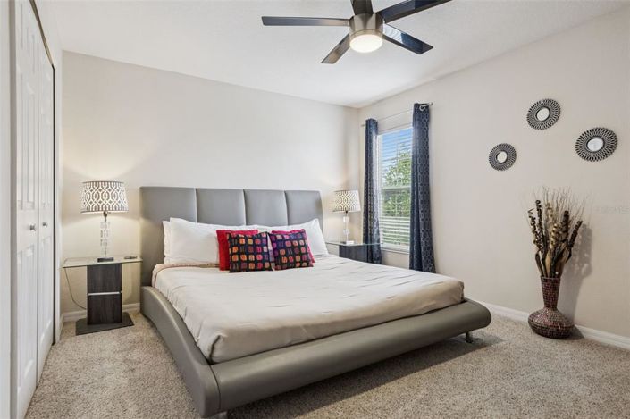 Image No.53-5 Bed Property for sale