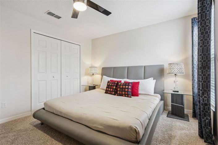 Image No.54-5 Bed Property for sale