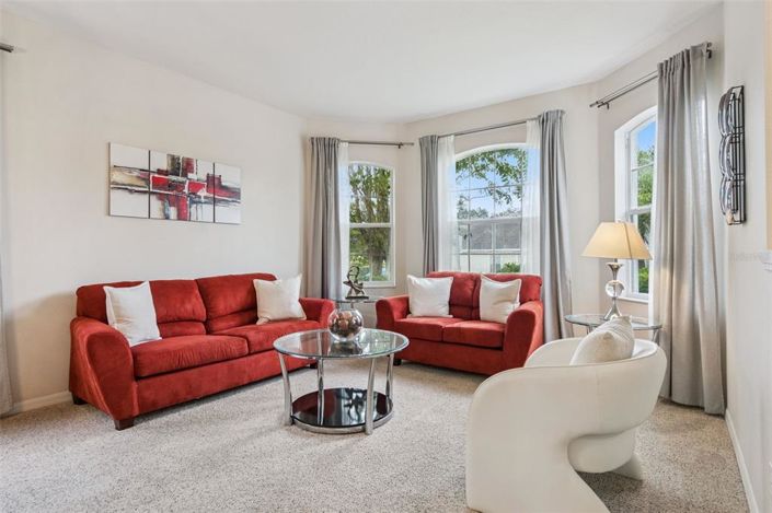 Image No.8-5 Bed Property for sale