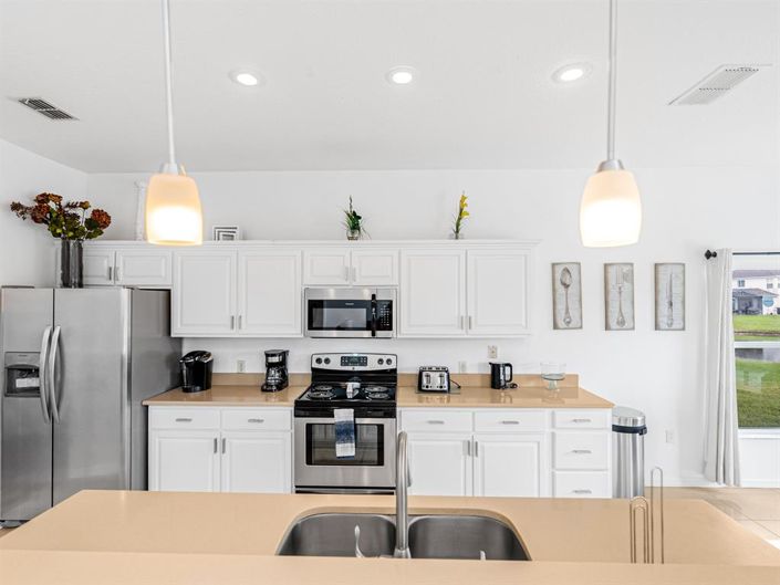 Image No.13-4 Bed Property for sale