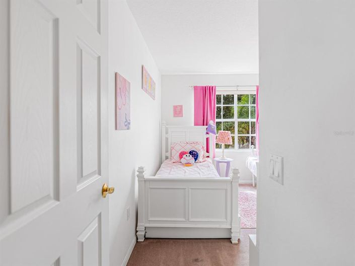 Image No.26-4 Bed Property for sale