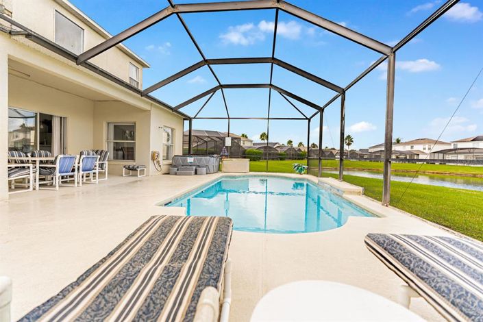 Image No.4-4 Bed Property for sale