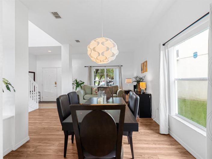 Image No.7-4 Bed Property for sale