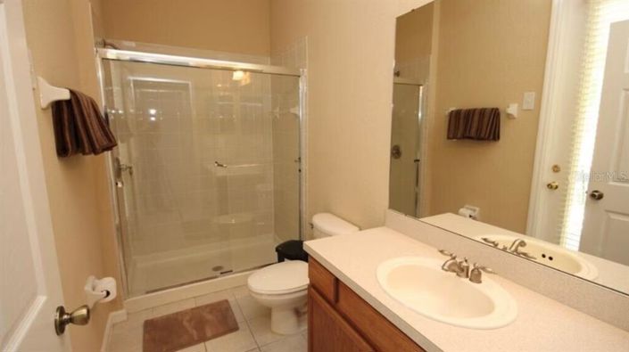 Image No.16-6 Bed Property for sale