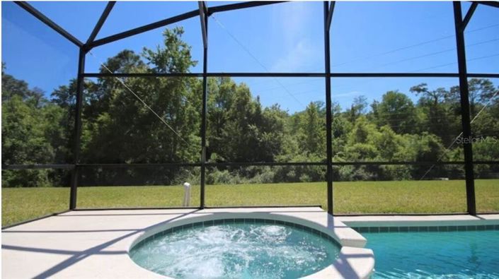 Image No.18-6 Bed Property for sale