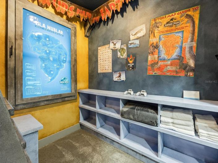 Image No.35-10 Bed Property for sale