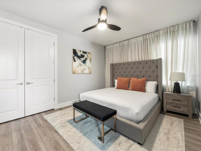 Image No.45-10 Bed Property for sale