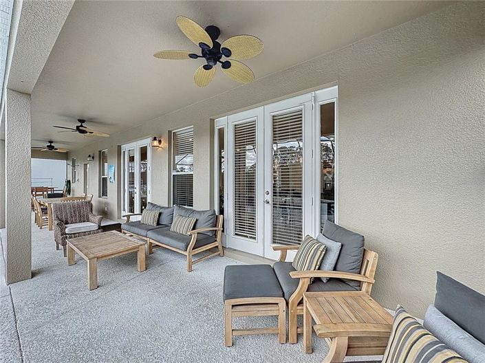 Image No.23-8 Bed Property for sale