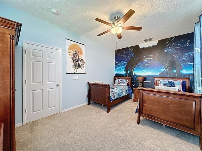 Image No.36-8 Bed Property for sale