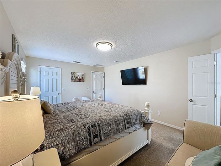 Image No.44-8 Bed Property for sale