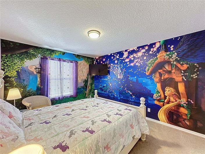 Image No.47-8 Bed Property for sale