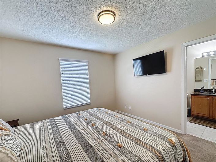 Image No.51-8 Bed Property for sale