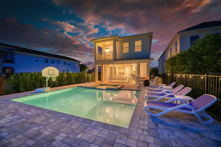 Image No.35-6 Bed Property for sale