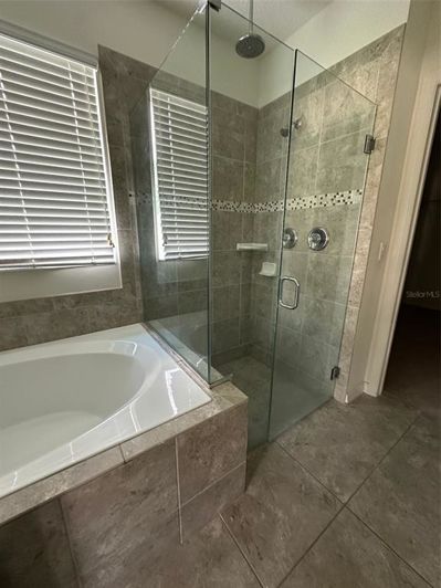 Image No.12-4 Bed Property for sale