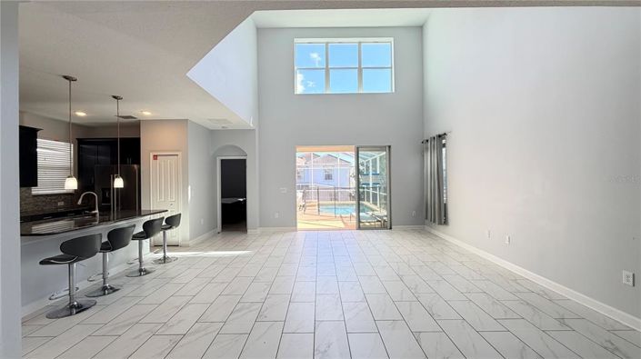 Image No.10-5 Bed Property for sale