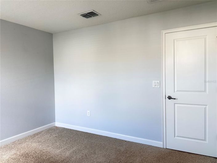 Image No.26-5 Bed Property for sale