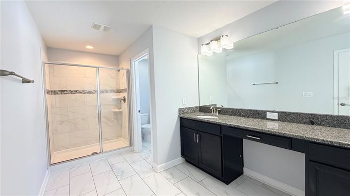 Image No.27-5 Bed Property for sale