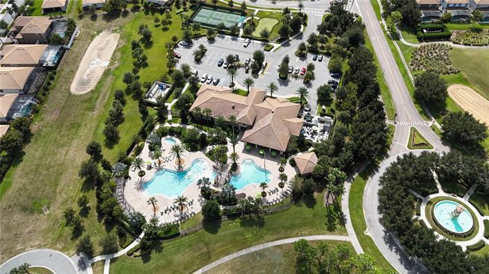 Image No.40-5 Bed Property for sale